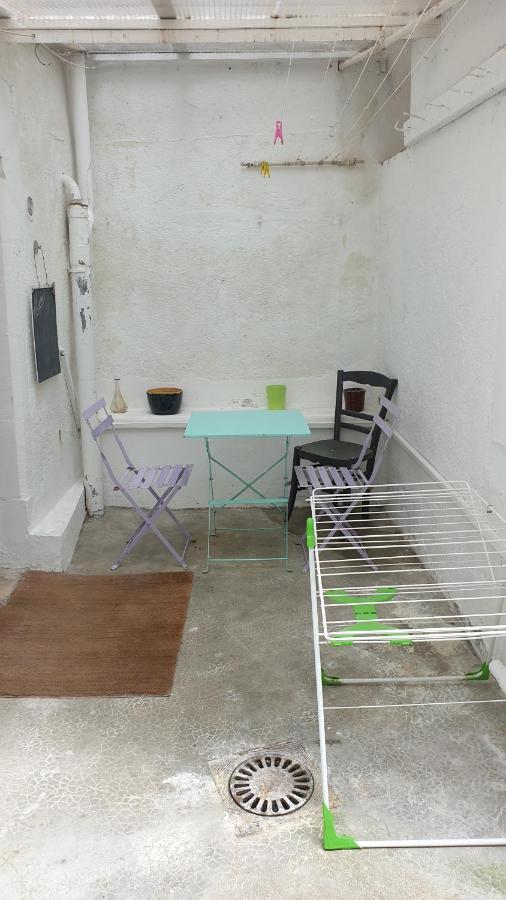 Chambres Poitiers Centre Ville - Salle De Bain, Refrigerateur, Tv Et Machine A Cafe Privatifs - Cuisine Commune - Terrasse - Hotel De Ville A 200M エクステリア 写真